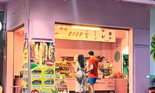 Chủ tiệm bánh mì Nha Trang bất ngờ vì rau dương tính với thuốc trừ sâu 