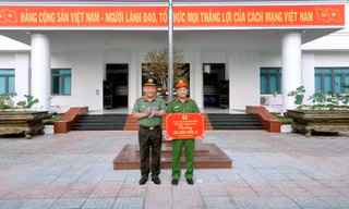 Thưởng nóng lực lượng phá vụ án giết đồng hương người Nga, phi tang thi thể 