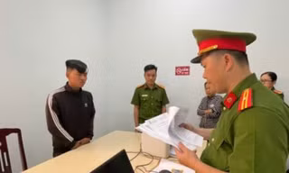 Bị bắt vì quan hệ tình dục với bé gái 12 tuổi 