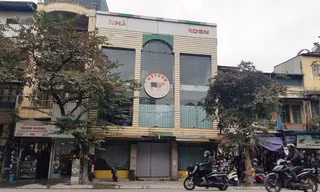 Tạm dừng công trình cải tạo, sửa chữa gây ảnh hưởng hộ liền kề