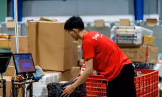 'Hết cửa' miễn thuế hàng nhập khẩu dưới 1 triệu đồng 