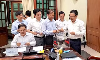 Hội đồng tiền lương Quốc gia bỏ phiếu thống nhất không điều chỉnh tăng lương tối thiểu vùng