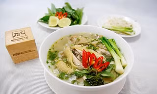 Liên minh châu Âu gỡ 'biện pháp kiểm soát khẩn cấp' với bún, miến, phở Việt Nam