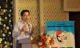 'Giá bà ngoại bé 3 tuổi bị bạo hành đến chết biết đến Tổng đài 111'