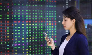 Năm 2023 chứng khoán có gì nổi bật?