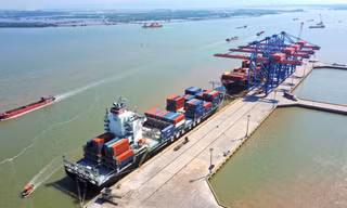 Cảng Hải Phòng, Quảng Ninh hoạt động trở lại sau bão