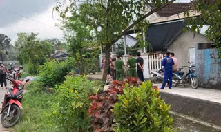 Mẹ hốt hoảng phát hiện con gái 2 tuổi chết dưới mương trước nhà