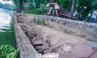 Vì sao bờ kè, đường dạo ven Hồ Gươm có nhiều điểm sụt lún?