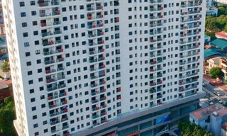 Lào Cai: Bé trai 5 tuổi rơi từ tầng 15 chung cư, chết thương tâm