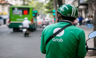 Chưa đủ cơ sở để các dịch vụ grab, karaoke, quán bar hoạt động trở lại
