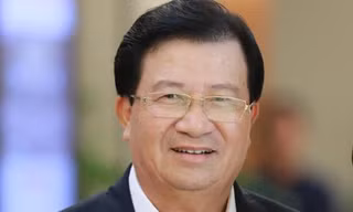 Trình Quốc hội phê chuẩn miễn nhiệm một phó thủ tướng và 12 bộ trưởng, trưởng ngành