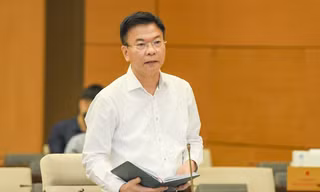 Bộ trưởng Bộ Tư pháp Lê Thành Long