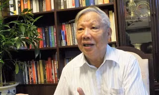 Ông Lê Huy Ngọ, người đã xin từ chức Bộ trưởng Bộ NN&PTNT năm 2004 vì vụ án Lã Thị Kim Oanh. Tuy ông không phải chịu trách nhiệm nhiều nhưng vẫn từ chức vì vụ án xảy ra trong ngành ông quản lý