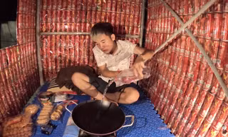 Sau khi bị phạt hàng triệu đồng, Hưng Vlog tiếp tục làm clip vô bổ khiến netizen ngán ngẩm