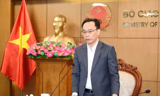 Thứ trưởng Bộ GD&ĐT 'lí giải' việc điều chỉnh xét tuyển sớm 