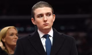 Quanh lời nhận xét Barron Trump lập dị