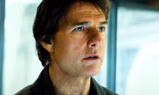 Disney phục thù cho Bạch Tuyết, Tom Cruise ăn đậm 