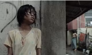 Một cảnh trong phim On Stopping the Rain (Indonesia)
