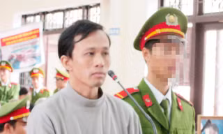 Nguyễn Đức Tiềm tại phiên tòa phúc thẩm sáng 21-11