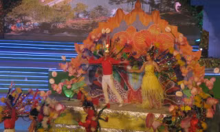 Lên Đà Lạt thưởng ngoạn Festival hoa 2013