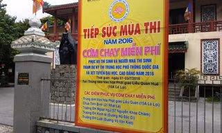 Trung tâm Văn hóa Phật giáo Liễu Quán Huế - điểm tổ chức cơm chay miễn phí phục vụ thí sinh mỗi dịp về Huế dự thi đã được duy trì liên tục từ khoảng chục năm nay. 