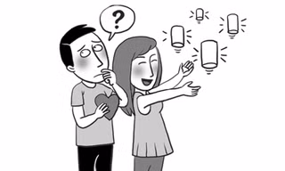 Không hiểu nàng bật đèn đỏ hay là đen xanh