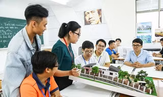 Các trường đại học, cao đẳng không được dạy học trực tiếp tại trường