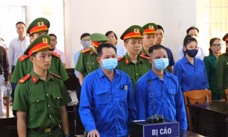 Cha con Thiện Soi hầu toà vì cho cho vay lãi nặng và rửa tiền