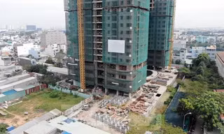 TPHCM thúc tiến độ 'giải cứu' hơn 150 dự án bất động sản
