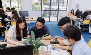Điểm chuẩn ĐH Kinh tế TP. HCM tăng mạnh