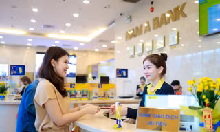 Phát Đạt tăng 30% vốn điều lệ, cổ phiếu Nam A Bank lên sàn HoSE