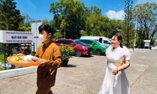 Du lịch Côn Đảo nói không với cúng, đốt vàng mã