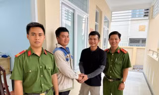 Người đàn ông bất ngờ nhận được nửa tỷ đồng từ tài khoản lạ