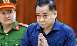 ‘Gỡ lệnh’ tạm ngừng giao dịch tài sản của vợ Vũ 'nhôm'