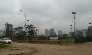 Yêu cầu xử lý dứt điểm các khu đất bỏ hoang tại Hà Nội
