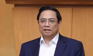 Thủ tướng: Lúc khó khăn ngân hàng phải chia sẻ với doanh nghiệp