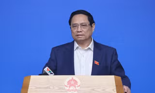 Thủ tướng phê bình các bộ ngành, địa phương 'tiêu tiền' chậm trễ 