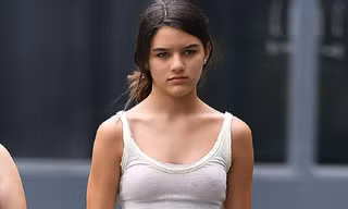 Chuyện gì sắp xảy ra khi Suri Cruise 18 tuổi?