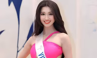 Phương Nhi vào top 20 Vẻ đẹp vượt thời gian
