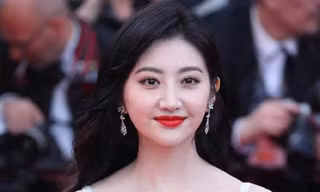 Showbiz 1/4: Đệ nhất mỹ nữ Cảnh Điềm bị tung 3 clip nóng?