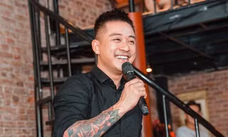 Tuấn Hưng vẫn tổ chức show ở ban công 