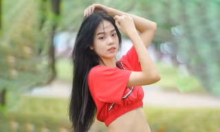 Vòng eo thon của Hoa hậu Huỳnh Thị Thanh Thủy 