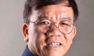 Nhà thơ Lê Anh Phong