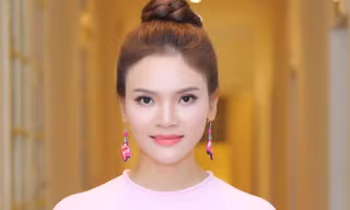 Nhan sắc nữ ca sĩ Việt trẻ nhất sắp được phong tặng NSND