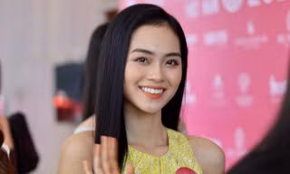 Những ông bố, bà mẹ có con gái đi thi Hoa hậu Việt Nam