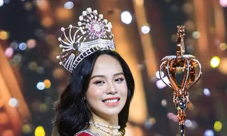 Bộ trưởng Văn hóa trả lời câu hỏi: 'Lợi ích cho xã hội của các cuộc thi sắc đẹp'