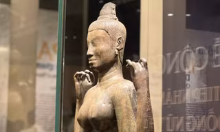 Việt Nam lần đầu công bố tượng nữ thần Durga 