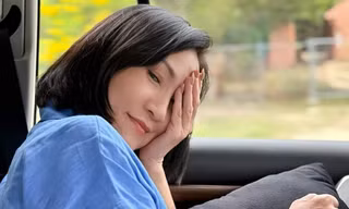 Nghệ sĩ Hồng Đào xuất hiện trong loạt phim đang hot toàn cầu