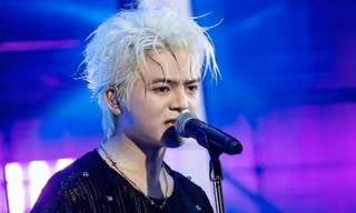 Hieuthuhai đối đầu Rhyder