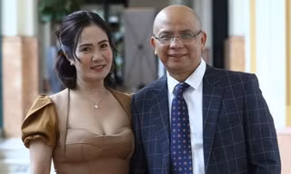 Diễn viên Nguyệt Hằng nhận tin được phong NSƯT khi đang ở Đức